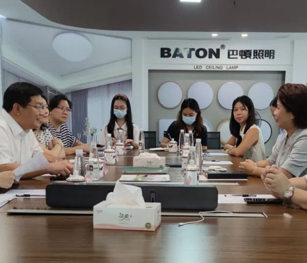 【情濃中秋 領導關懷】區(qū)委常委、組織部部長高華東走訪調研了解企業(yè)情況